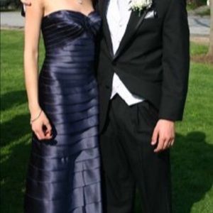 BCBG Maxazria tiered gown